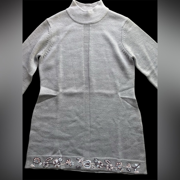 Clifford & Wills Light Gray Sweater - Picture 3 of 3